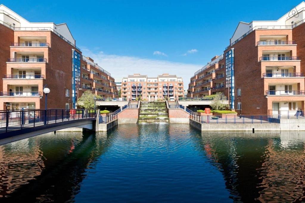 Customhouse Balcony View, Dublin 1 Hotel Exterior photo